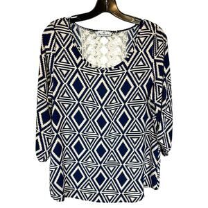 Kii 3/4 Sleeve Women's Blouse Women's Size Medium